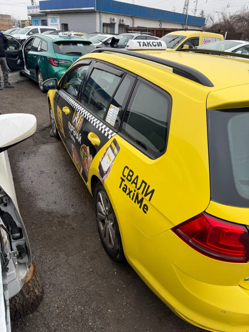 VW Golf 1.4 TGI, снимка 9 - Автомобили и джипове - 53208931