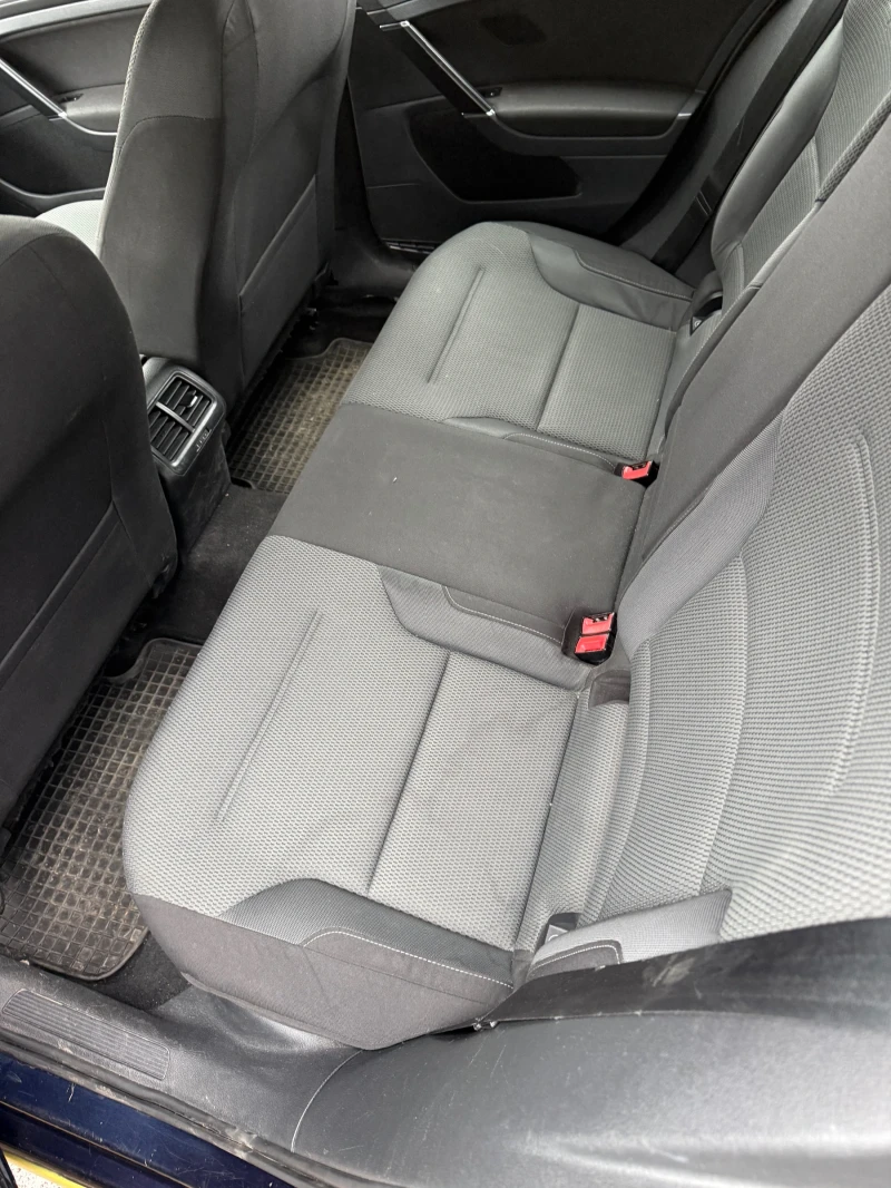 VW Golf 1.4 TGI, снимка 10 - Автомобили и джипове - 53208931