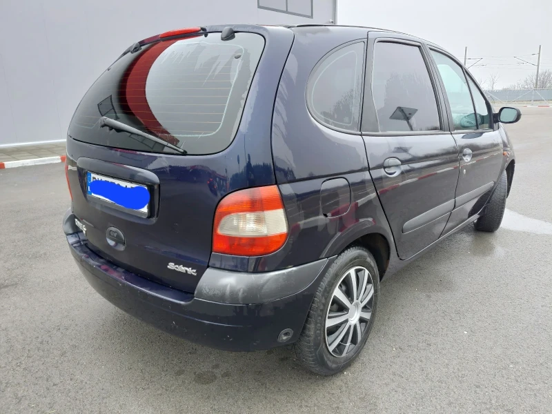 Renault Scenic 1.6 i, снимка 2 - Автомобили и джипове - 53375767
