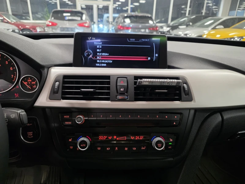 BMW 328 i | GT | X-Drive , снимка 10 - Автомобили и джипове - 53421035