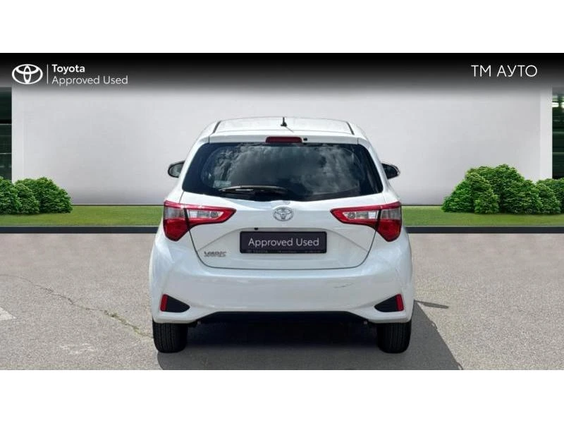 Toyota Yaris 1.5P LUNA, снимка 4 - Автомобили и джипове - 54625868