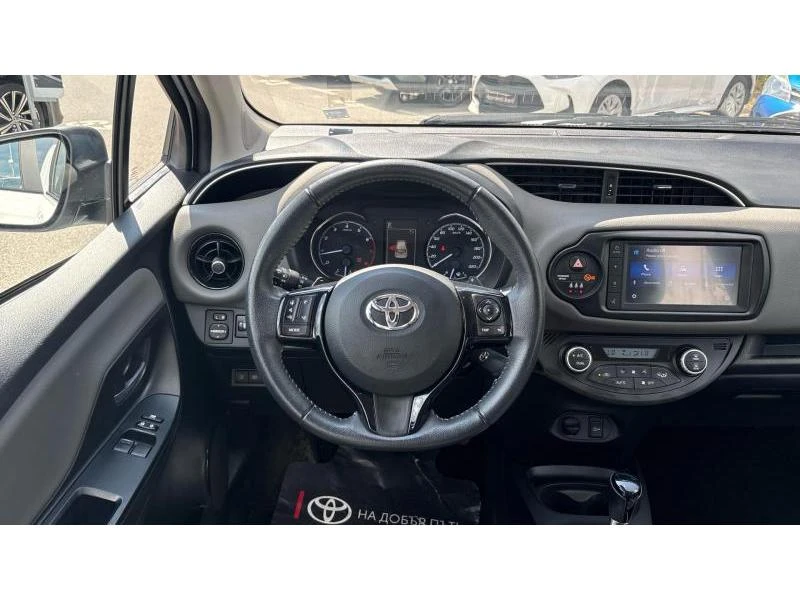 Toyota Yaris 1.5P LUNA, снимка 9 - Автомобили и джипове - 54625868
