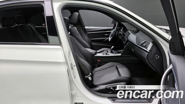 BMW 320, снимка 10 - Автомобили и джипове - 56077647