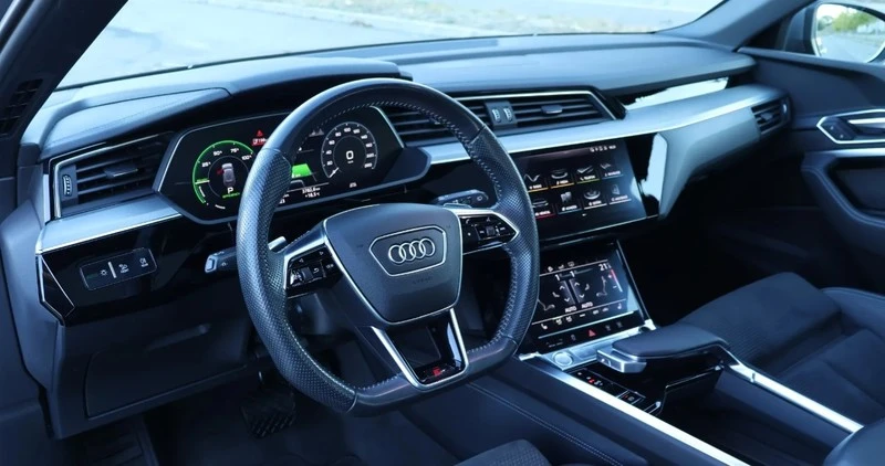 Audi E-Tron 55 Quattro S-Line, снимка 3 - Автомобили и джипове - 56739781