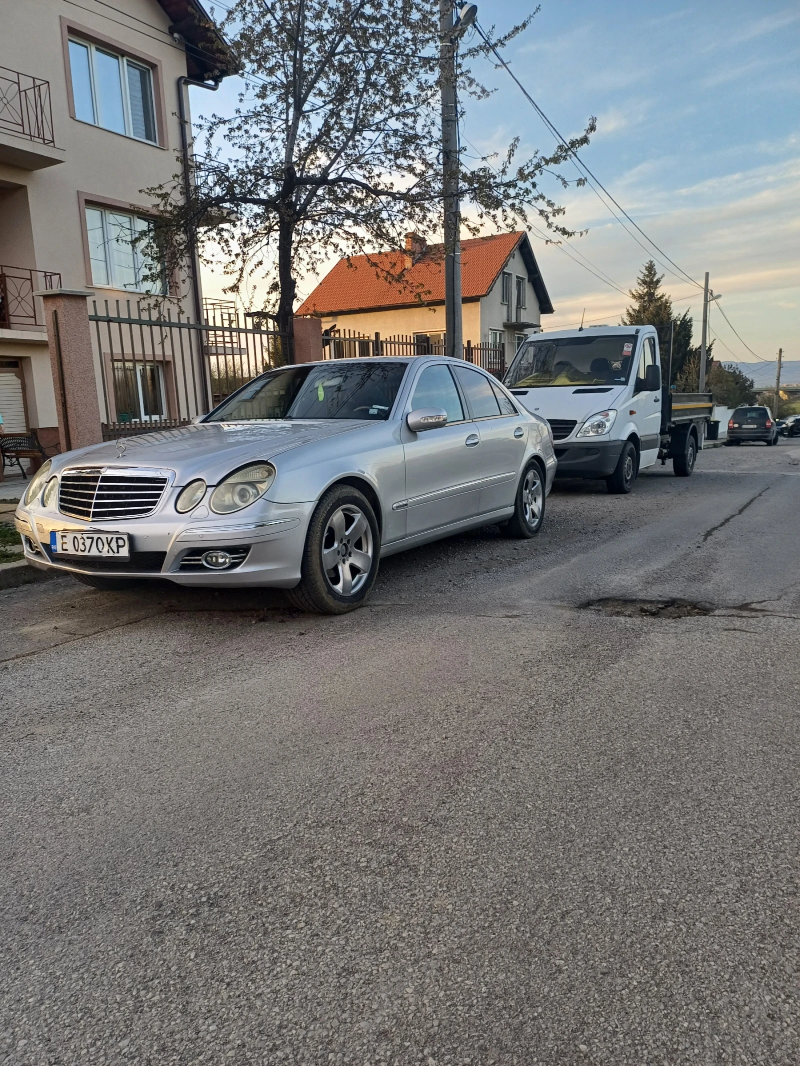 Mercedes-Benz E 270  - изображение 9