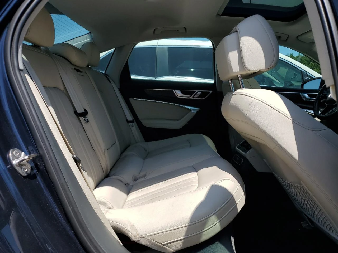 Audi A6 PREMIUM PLUS - изображение 8