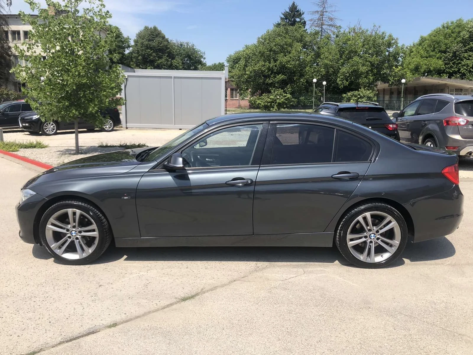 BMW 320 M Sport LED - изображение 6
