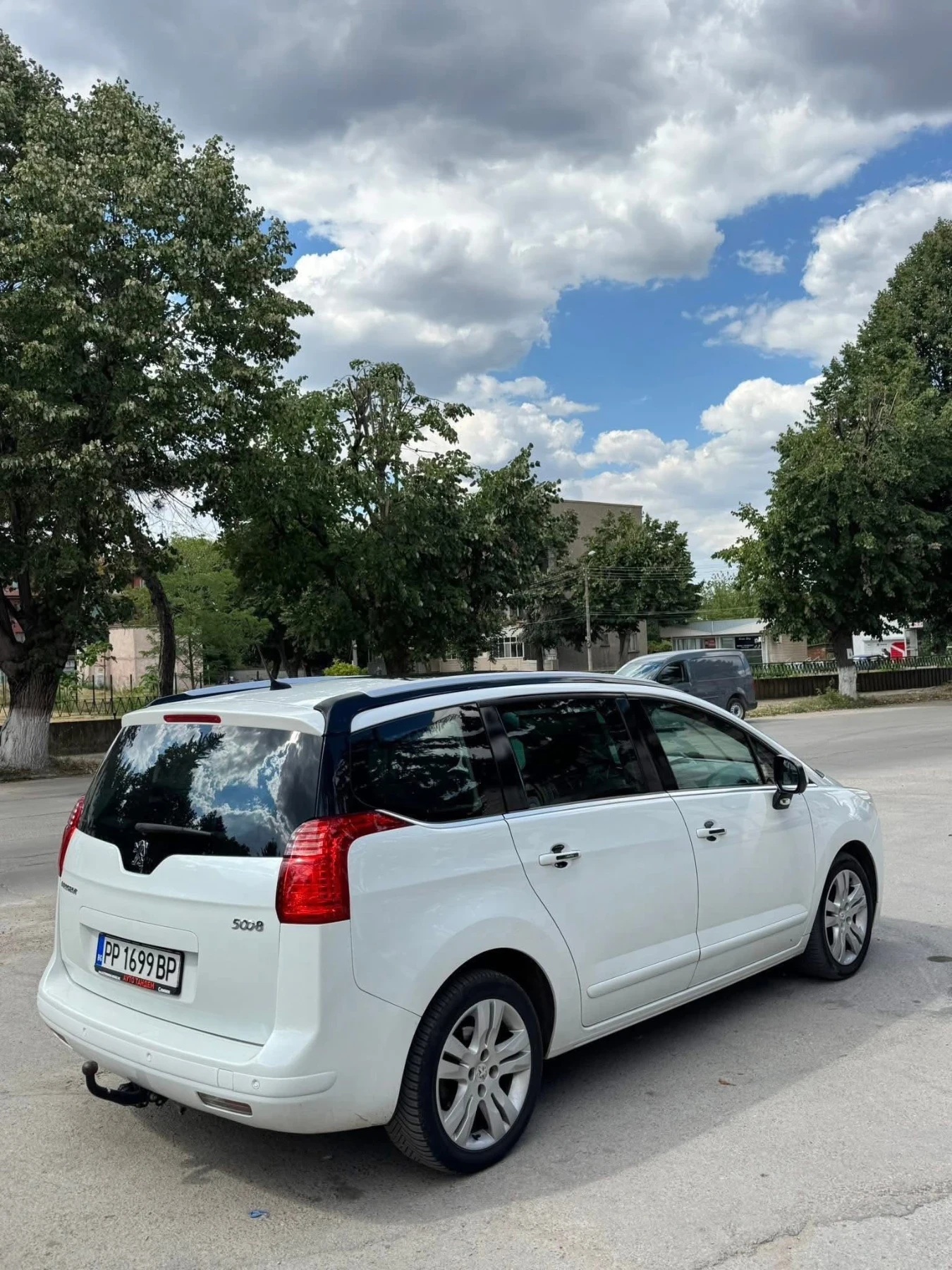 Peugeot 5008 2.0 HDI 7 местна Автоматик 3XTV FULL!! - изображение 4