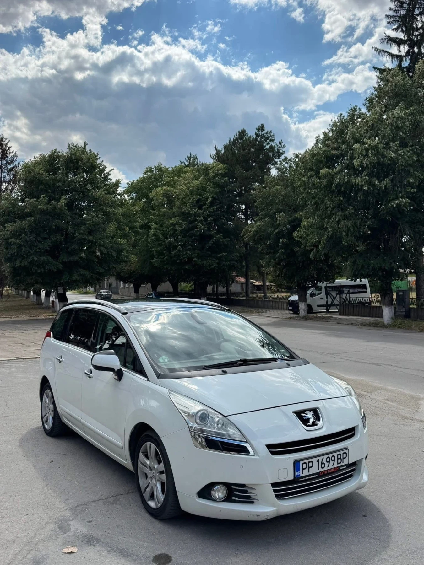 Peugeot 5008 2.0 HDI 7 местна Автоматик 3XTV FULL!! - изображение 2