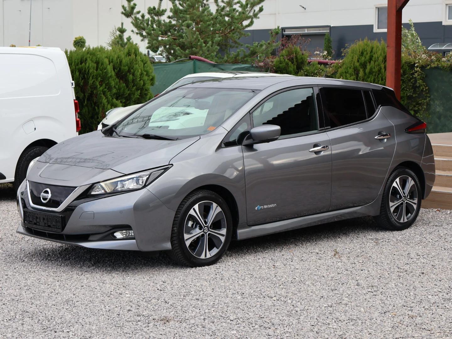 Nissan Leaf  n-connecta 40kwh 150cv - изображение 3