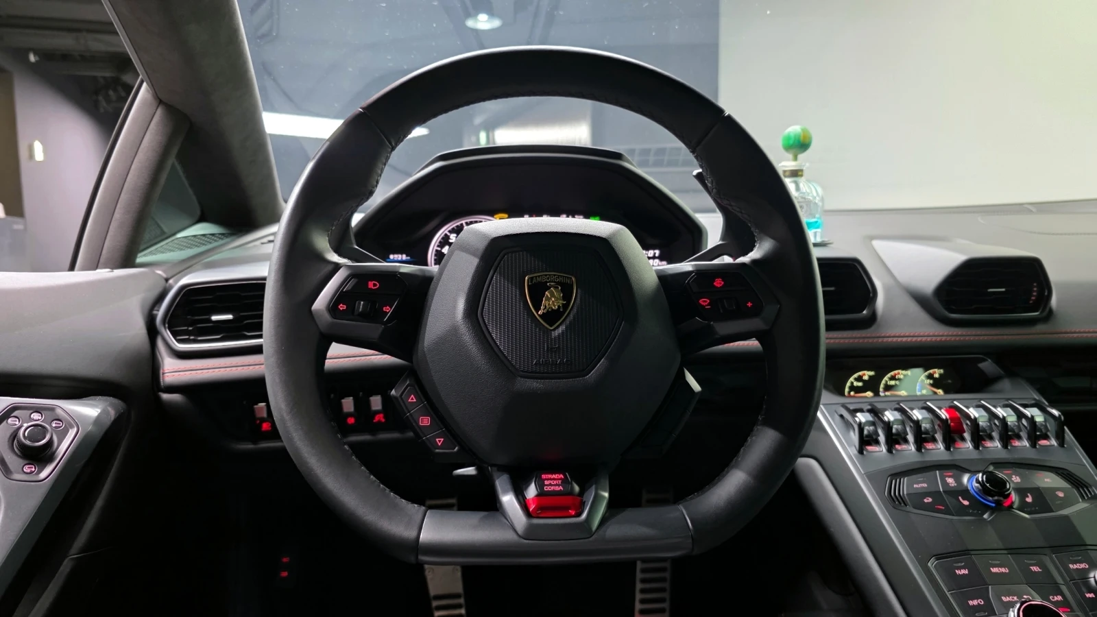 Lamborghini Huracan LP 580-2 / LIFT / Сервизна история !!! - изображение 10