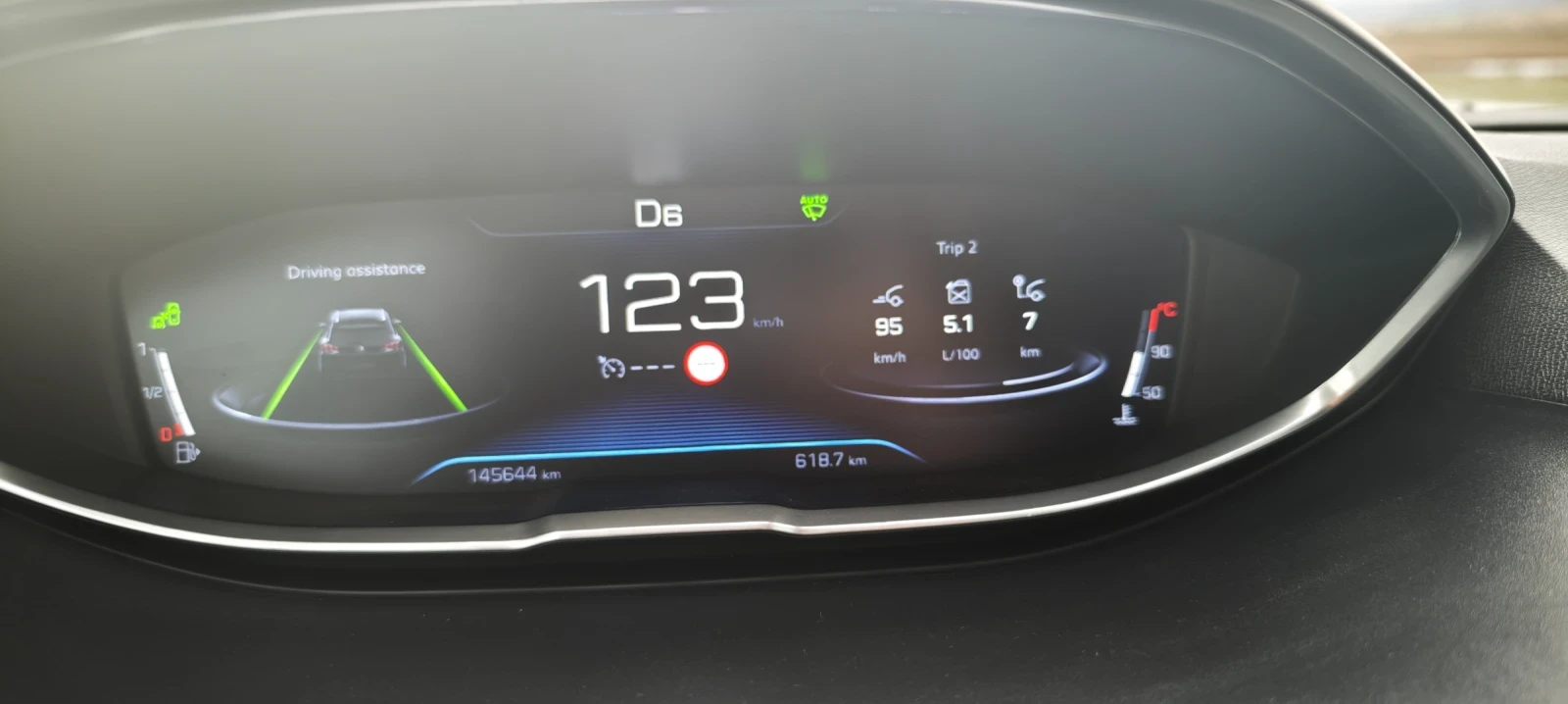 Peugeot 5008 1.6 HDI Allure | Mobile.bg   11