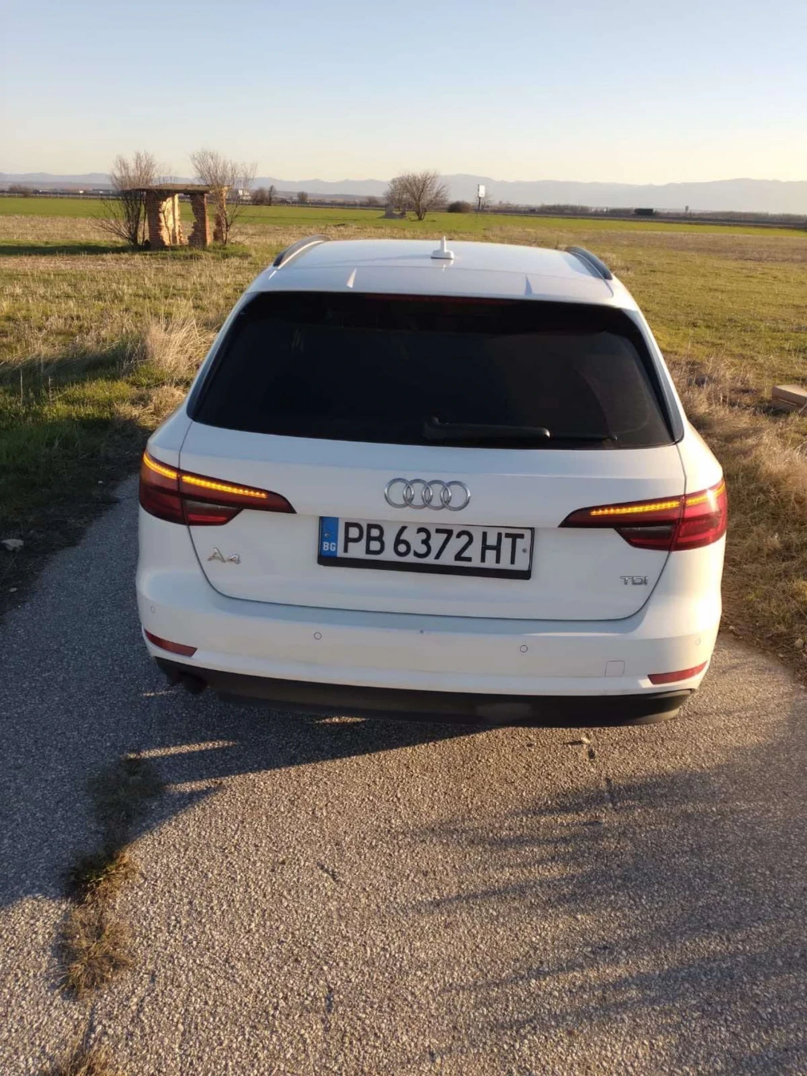 Audi A4 2.0 - изображение 3