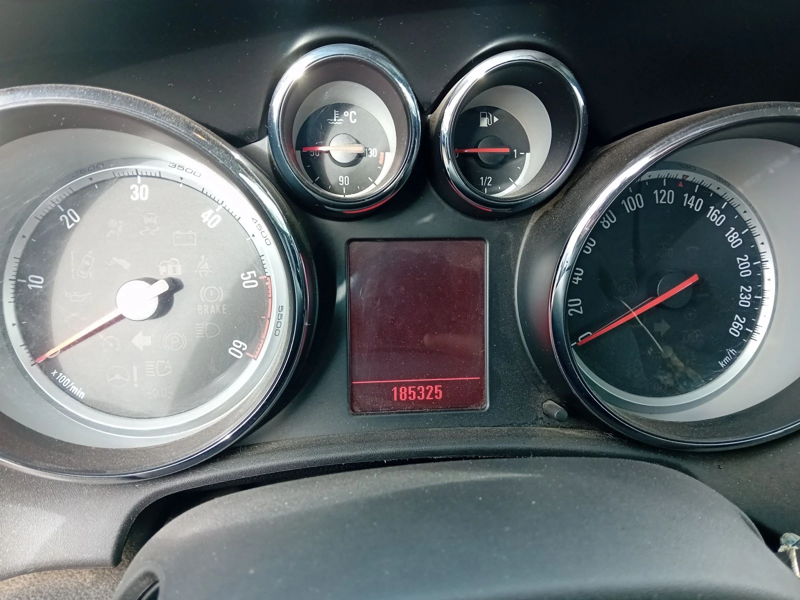 Opel Astra БРАКУВАНА ПАЛИ ЦЯЛА ЗА ЧАСТИ А17DTR, снимка 9 - Автомобили и джипове - 53583478