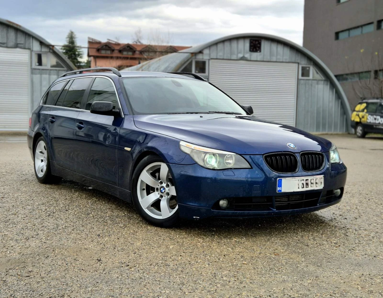 BMW 530
