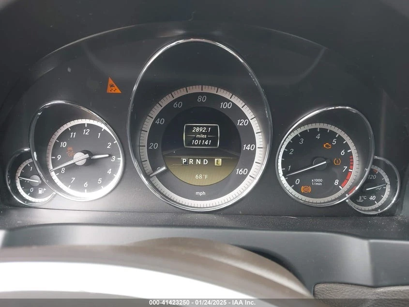 Mercedes-Benz E 500 E 550 С РЕГИСТРАЦИЯ & АВТО КРЕДИТ, снимка 13 - Автомобили и джипове - 53877340