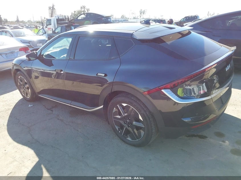 Kia EV6 Light Long Range RWD, снимка 3 - Автомобили и джипове - 53936264