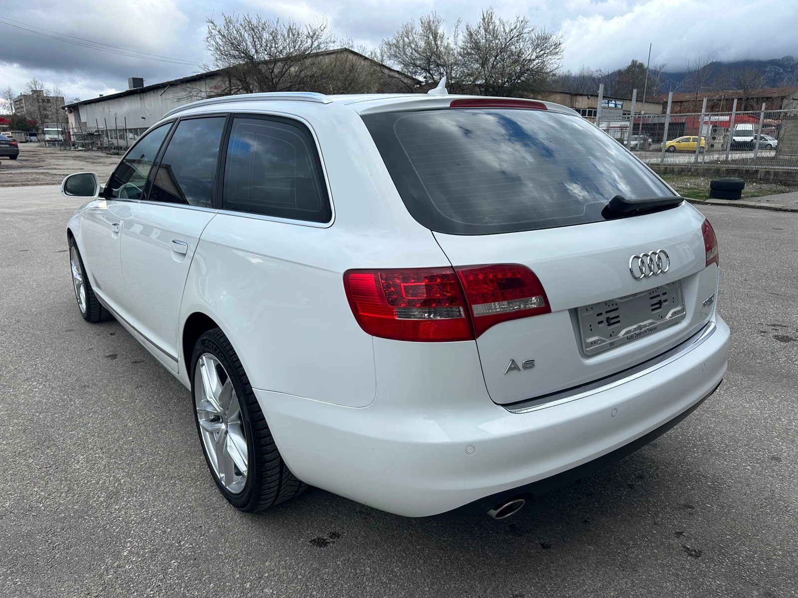 Audi A6 3.0TDI Quattro Face Lift Италия, снимка 5 - Автомобили и джипове - 54084057