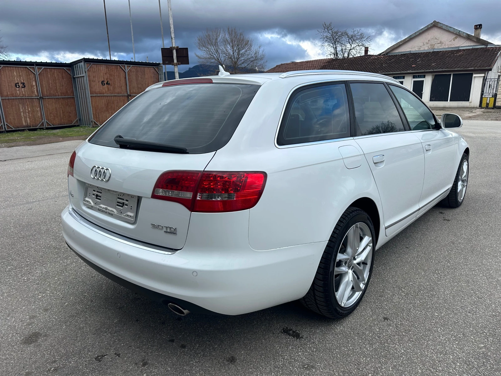 Audi A6 3.0TDI Quattro Face Lift Италия, снимка 7 - Автомобили и джипове - 54084057