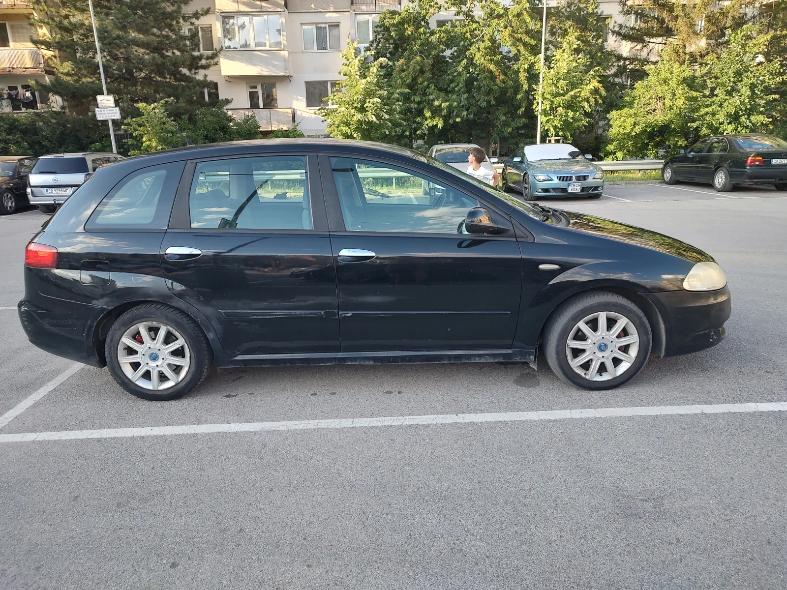 Fiat Croma 1.9jtd, снимка 3 - Автомобили и джипове - 54919016
