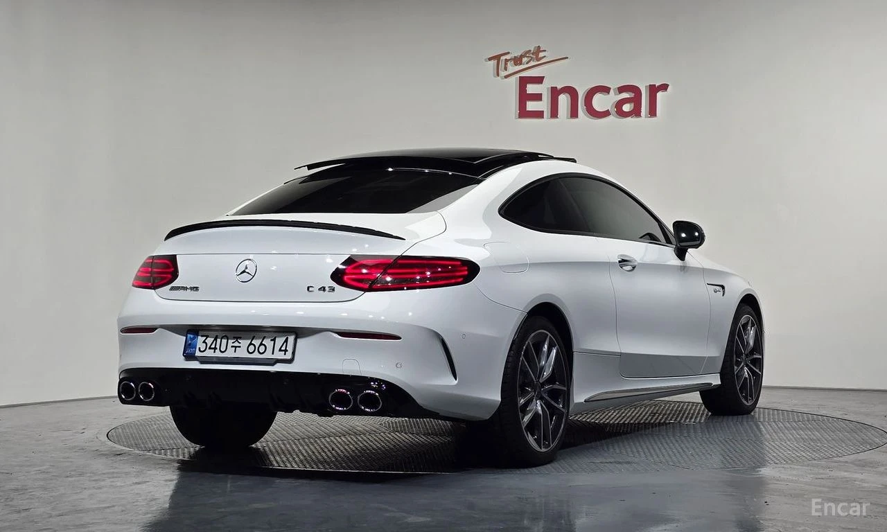 Mercedes-Benz C 43 AMG 4MATIC* BURMESTER* LANE* ASSIST* 360КАМЕРА* , снимка 2 - Автомобили и джипове - 54931829