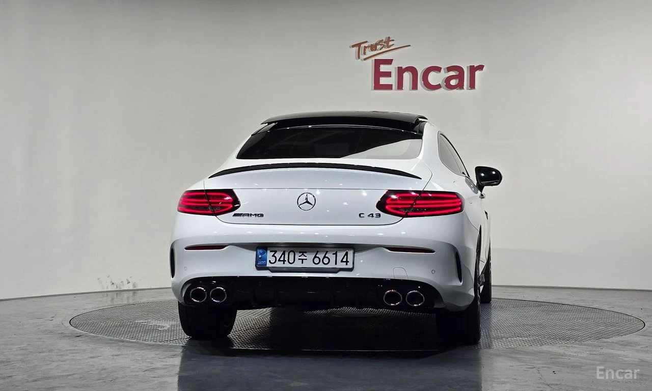 Mercedes-Benz C 43 AMG 4MATIC* BURMESTER* LANE* ASSIST* 360КАМЕРА* , снимка 4 - Автомобили и джипове - 54931829