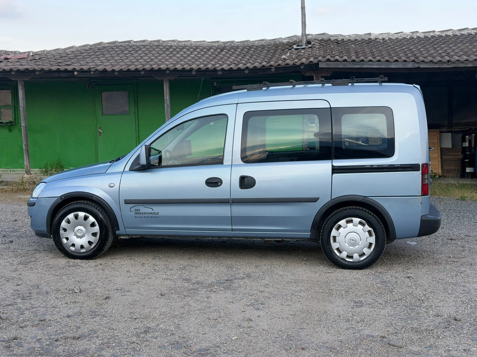 Opel Combo 1.6 Бензин/Метан , снимка 5 - Автомобили и джипове - 54992261