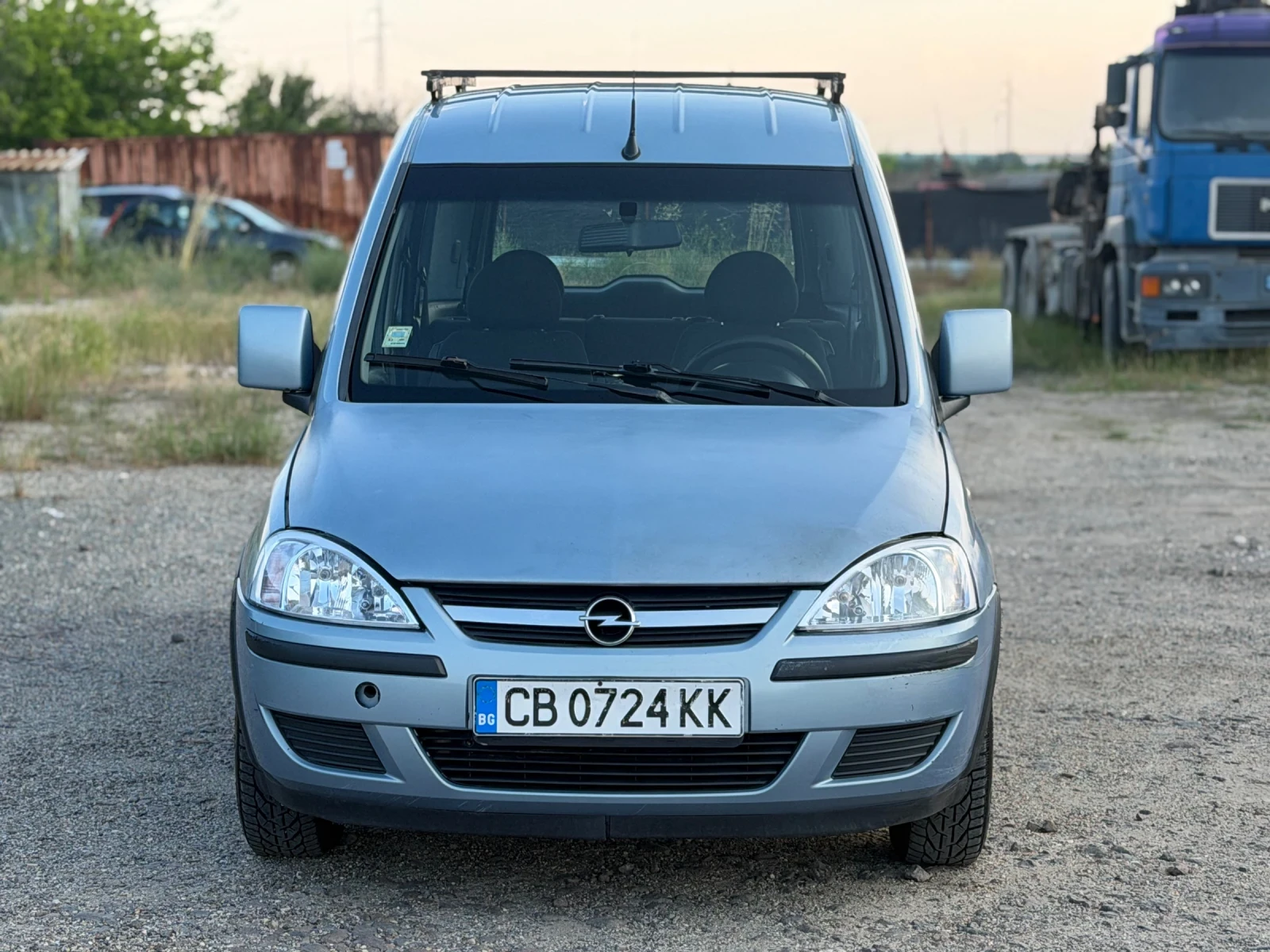 Opel Combo 1.6 Бензин/Метан , снимка 2 - Автомобили и джипове - 54992261