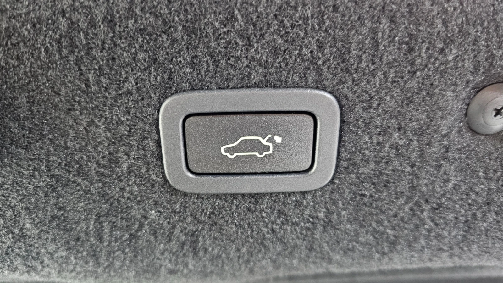 Jaguar Xf 2.0* Disel* Prestige* Navi* Camera* HeadUP, снимка 7 - Автомобили и джипове - 55284019