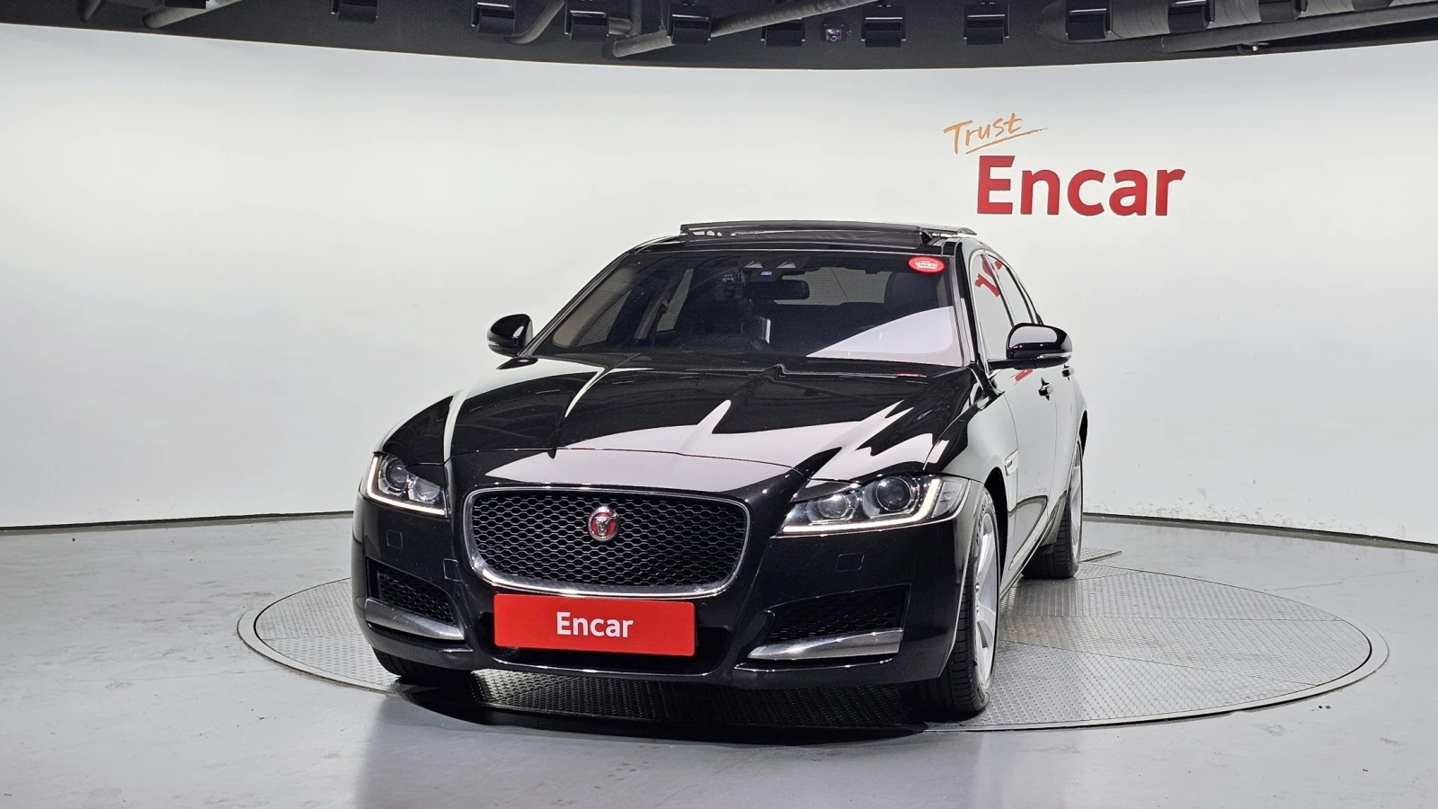 Jaguar Xf 2.0* Disel* Prestige* Navi* Camera* HeadUP