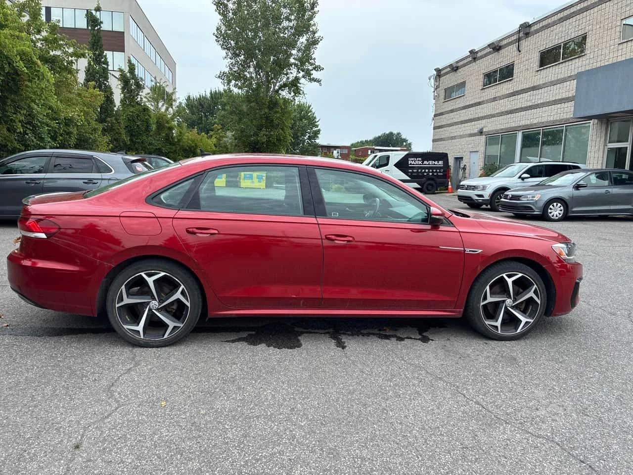 VW Passat R LINE/Execline/CARFAX/КЛИП/ОТ ПРЕДСТАВИТЕЛСТВО, снимка 3 - Автомобили и джипове - 55468908