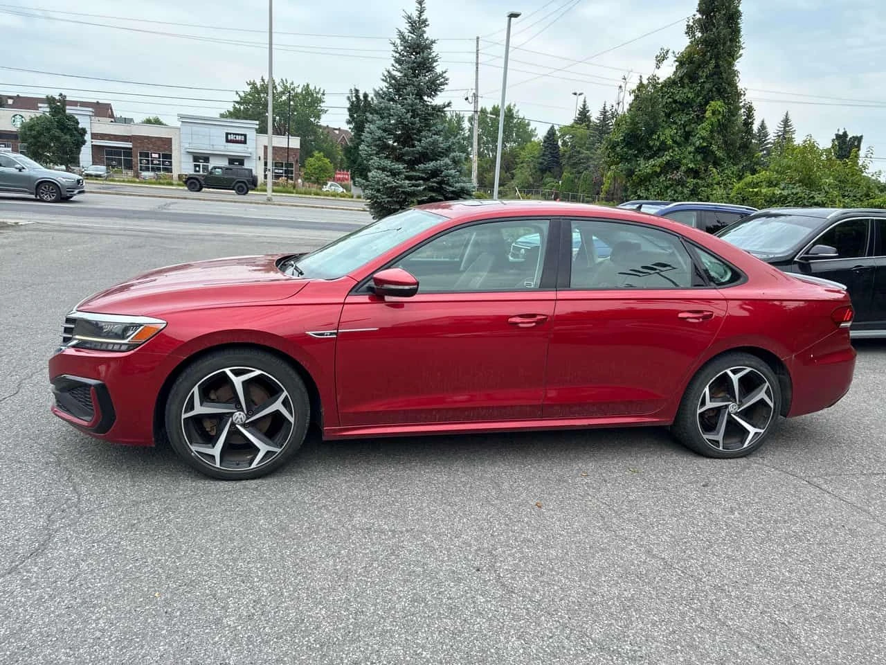 VW Passat R LINE/Execline/CARFAX/КЛИП/ОТ ПРЕДСТАВИТЕЛСТВО, снимка 2 - Автомобили и джипове - 55468908