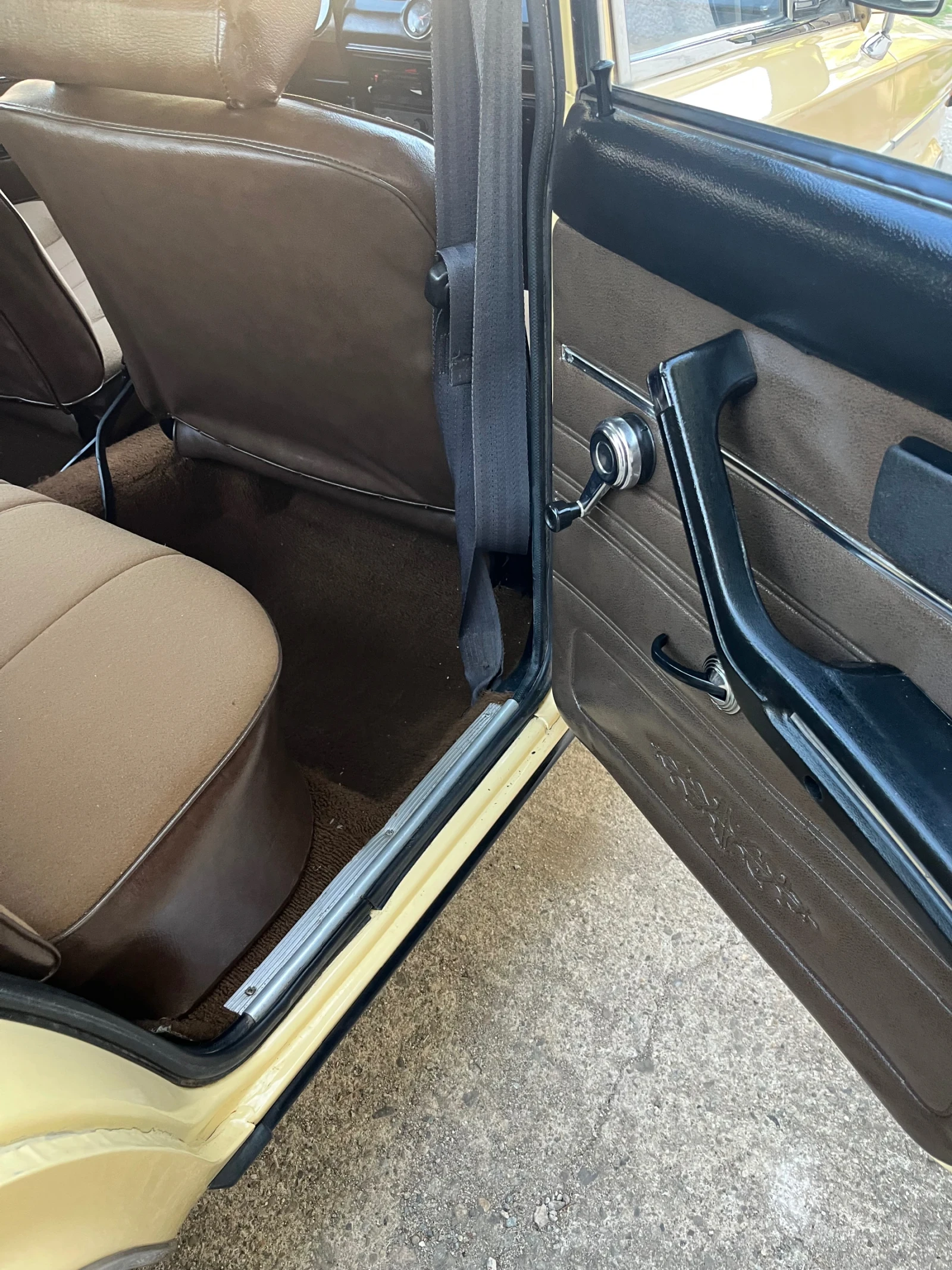 Lada 21061 | Mobile.bg � ����������� 5