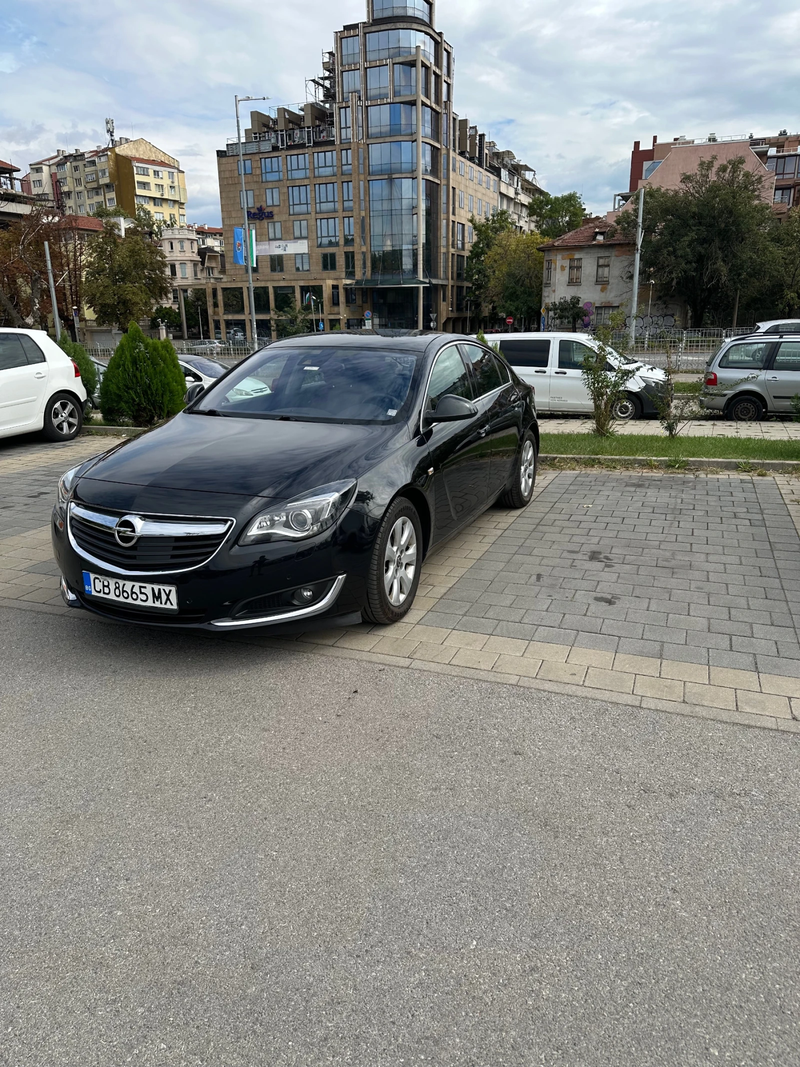 Opel Insignia 2.0 Bi-Turbo, снимка 5 - Автомобили и джипове - 56087131