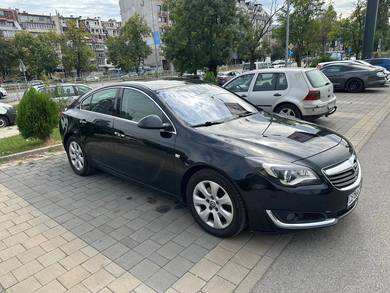 Opel Insignia 2.0 Bi-Turbo, снимка 10 - Автомобили и джипове - 56087131