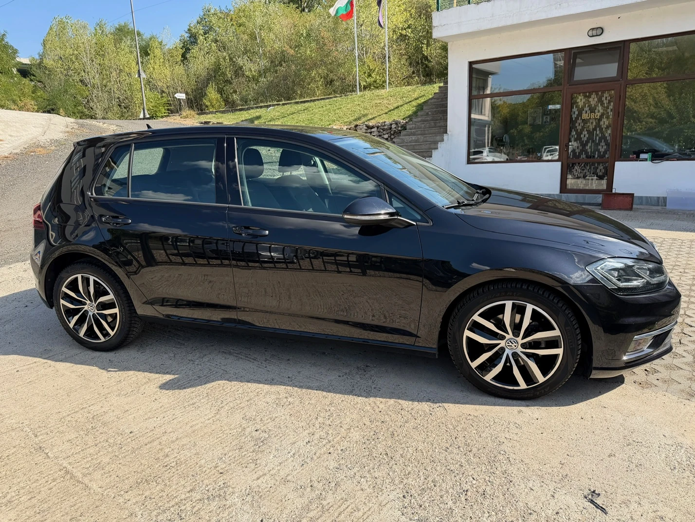 VW Golf 1.6TDI DSG.Facelift., снимка 3 - Автомобили и джипове - 56152212