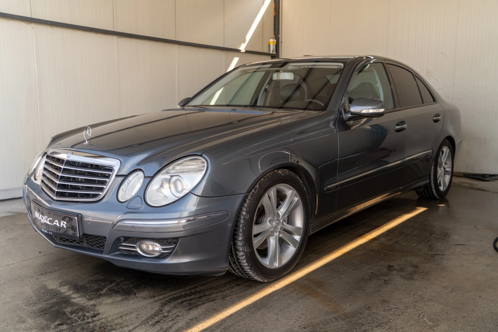 Mercedes-Benz E 320 W211 = V6 = ПОДГРЕВ = ЛИЗИНГ = ГАРАНЦИЯ, снимка 2 - Автомобили и джипове - 56173173