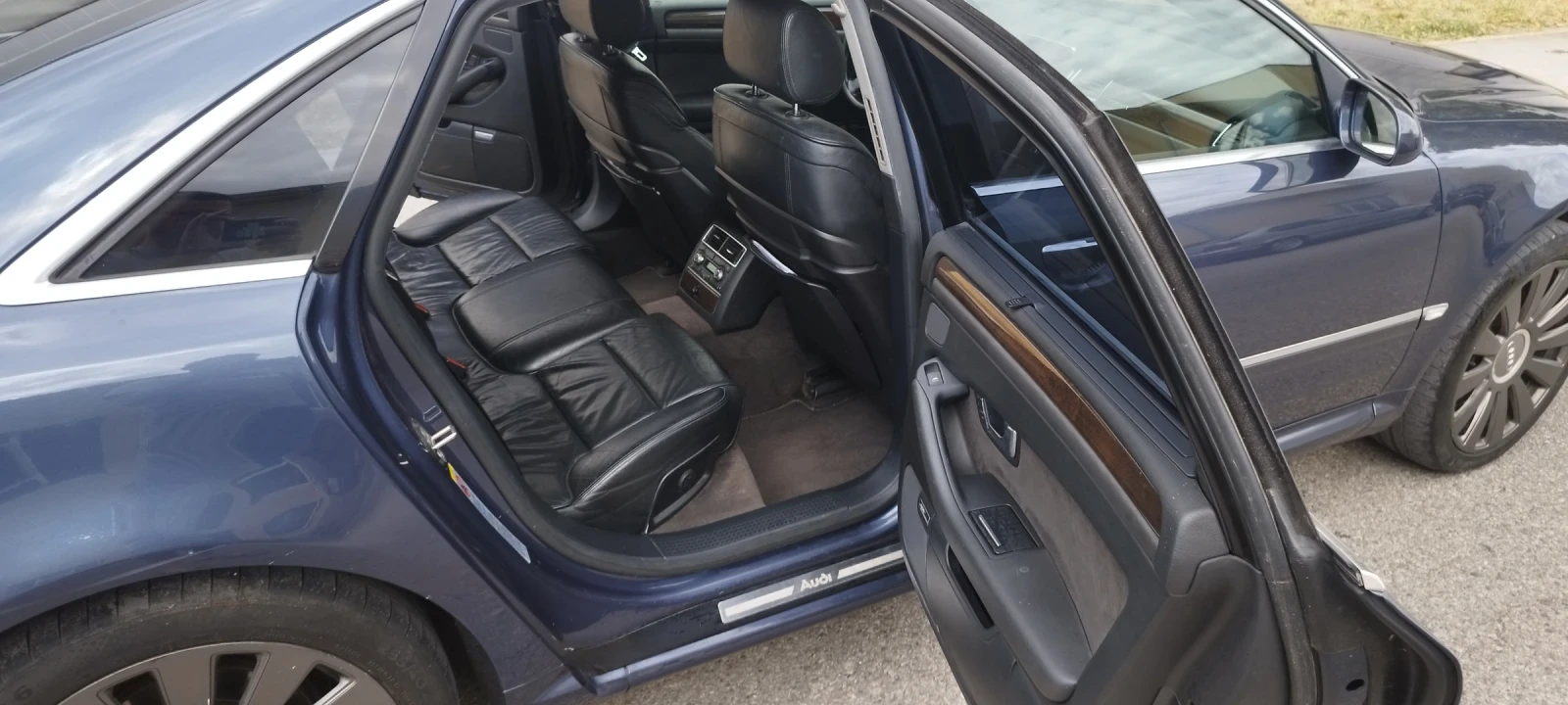 Audi A8 Audi A8 3.7i-LPG, снимка 13 - Автомобили и джипове - 56180177