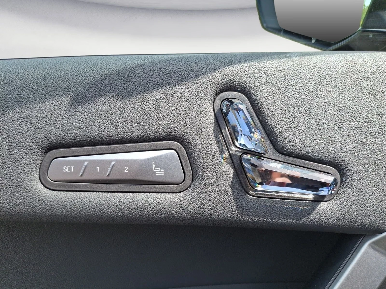 BMW iX M70 XDRIVE SKY-LOUNGE H/K PANORAMA 360-CAMERA | Mobile.bg � ����������� 11