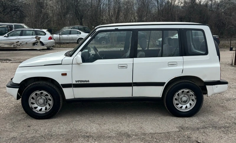 Suzuki Vitara 1.6i , снимка 4 - Автомобили и джипове - 44713933