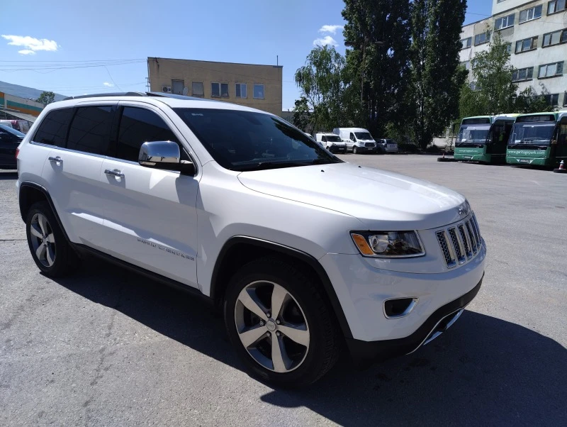 Jeep Grand cherokee 5.7 V8 HEMI 2016г, снимка 8 - Автомобили и джипове - 45762146