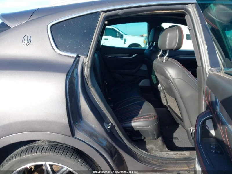 Maserati Levante S GRANLUSSO, снимка 7 - Автомобили и джипове - 53248211