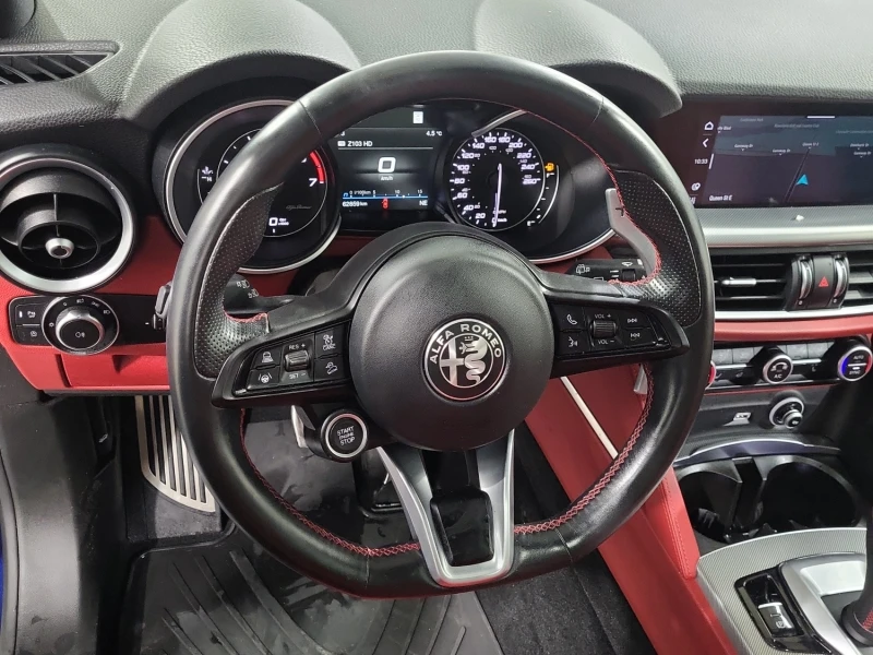 Alfa Romeo Stelvio TI Sport AWD 280кс * Възможност за Лизинг* , снимка 10 - Автомобили и джипове - 53480244
