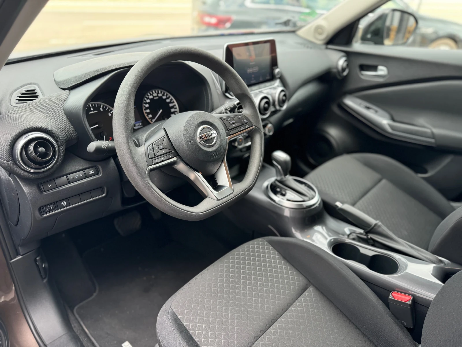 Nissan Juke Acenta, 1.0 DIG-T НОВ - изображение 7