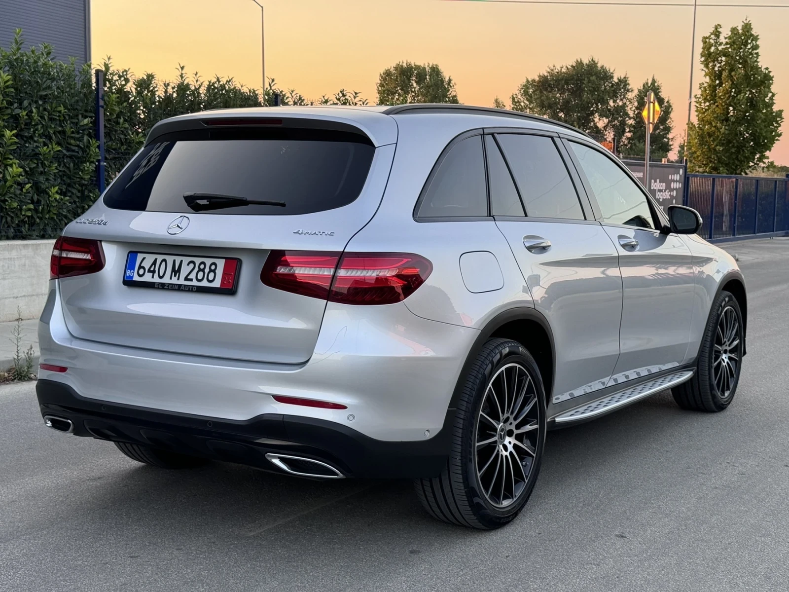 Mercedes-Benz GLC 250 4MATIC AMG PREMIUM PLUS NIGHT EDITION !!! - изображение 4