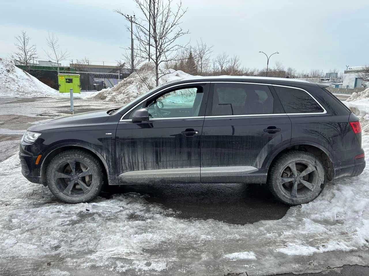 Audi Q7 * 3.0T Progressiv * CARFAX * ЦЕНА ДО БГ, снимка 2 - Автомобили и джипове - 53741173