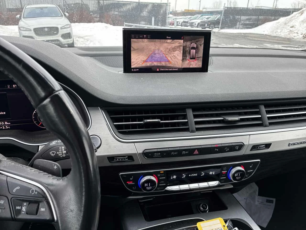 Audi Q7 * 3.0T Progressiv * CARFAX * ЦЕНА ДО БГ, снимка 9 - Автомобили и джипове - 53741173