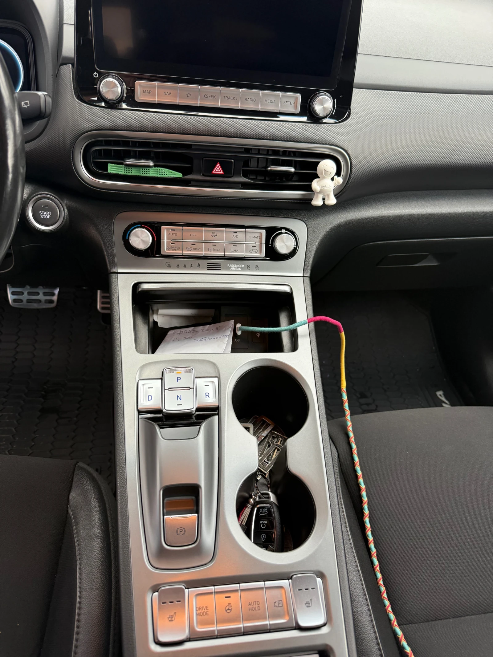 Hyundai Kona Premium 64kw-204ps Fecelift Full, снимка 9 - Автомобили и джипове - 54684102