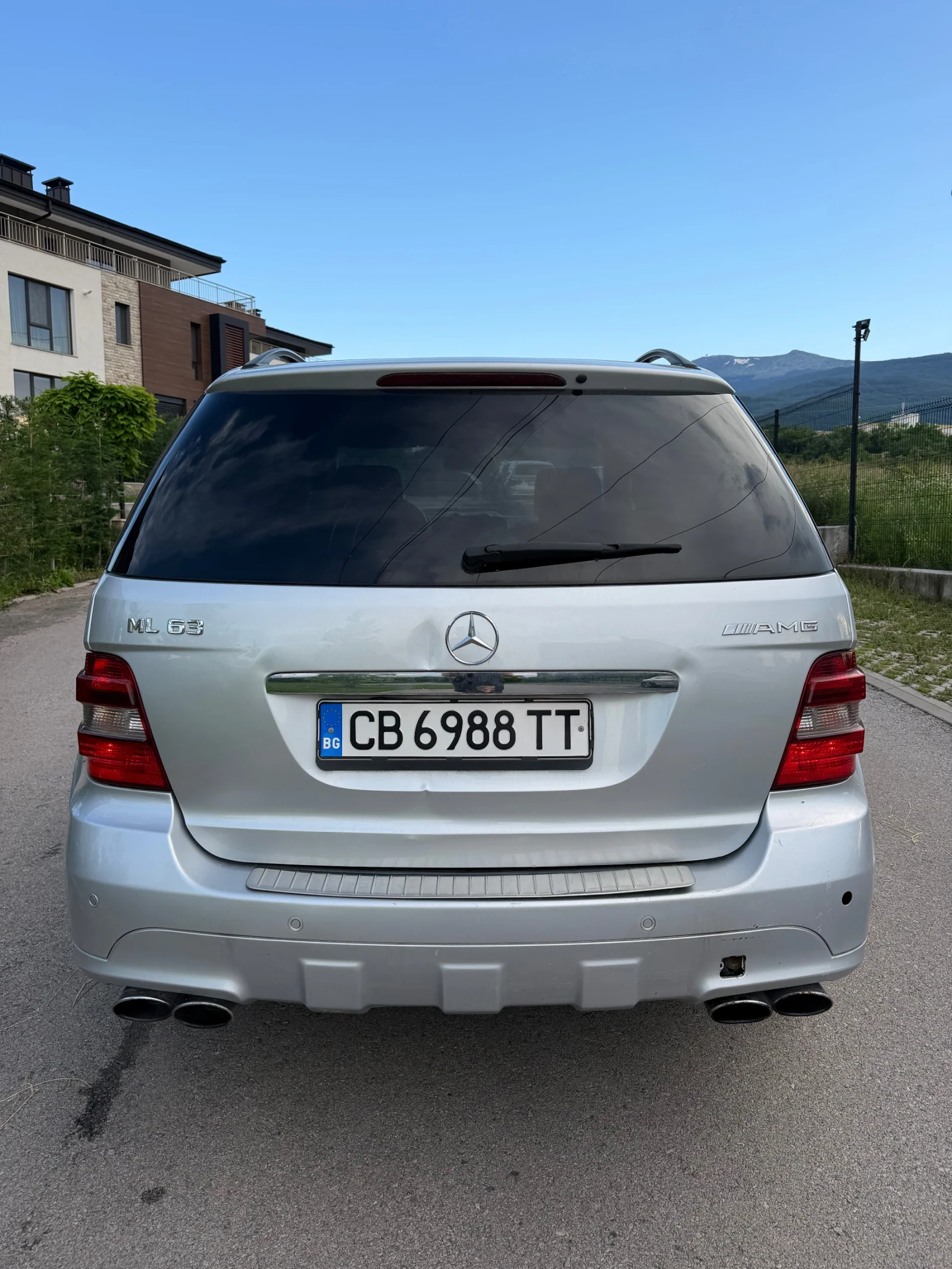Mercedes-Benz ML 63 AMG Истински 63 AMG Топ Цена, снимка 4 - Автомобили и джипове - 54882806