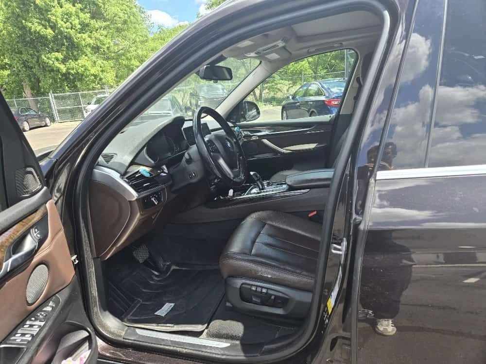 BMW X5 XDRIVE35D * 360 КАМЕРА* ПОДГРЕВИ* ПАНОРАМА* , снимка 7 - Автомобили и джипове - 54906745